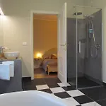 فندق مبيت وإفطار L'approdo Di Sant'agostino 4*