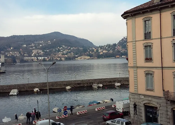 L'approdo Di Sant'agostino 4* קומו